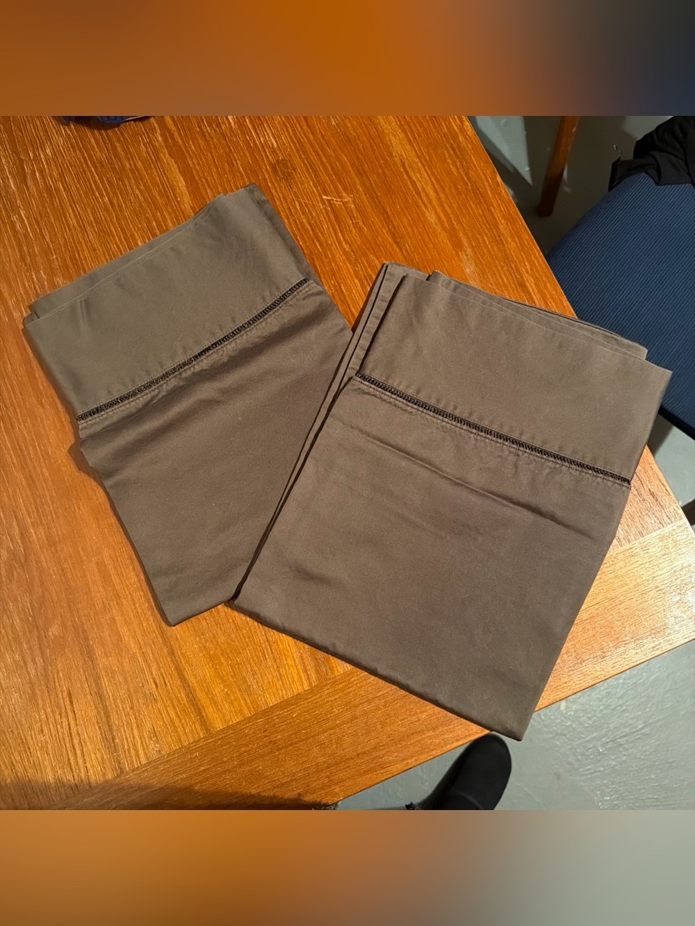 Set Of 2 Standard Pillowcases Brown  100% Cotton by Veratex  19”x28”